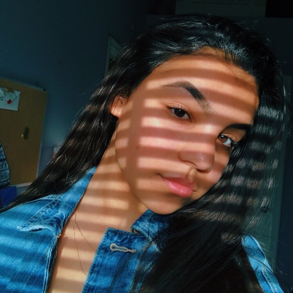 Meet your Posher, Nyla - Picture 1 of 1